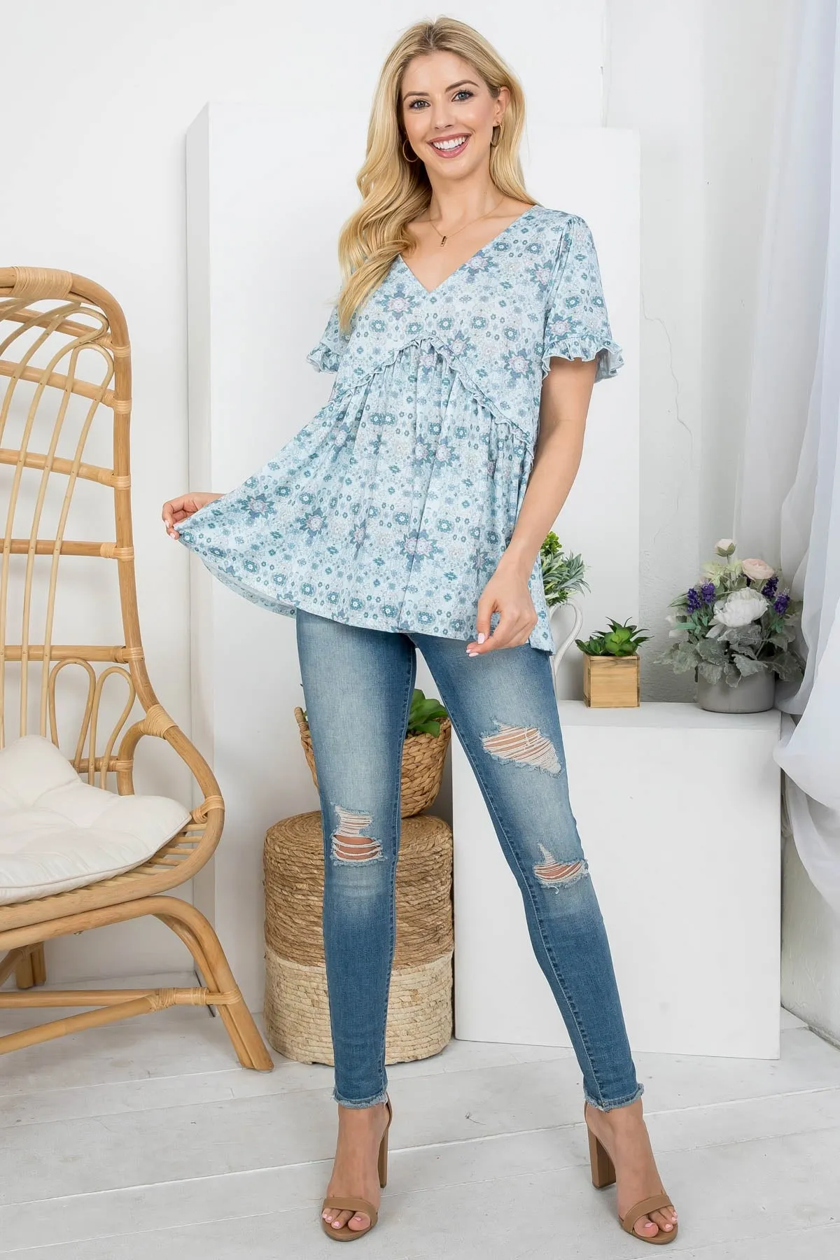 LIGHT BLUE PRINT SHORT SLEEVE DROPE TOP